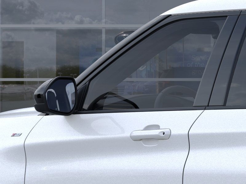 Ford Explorer Vehicle Image 22