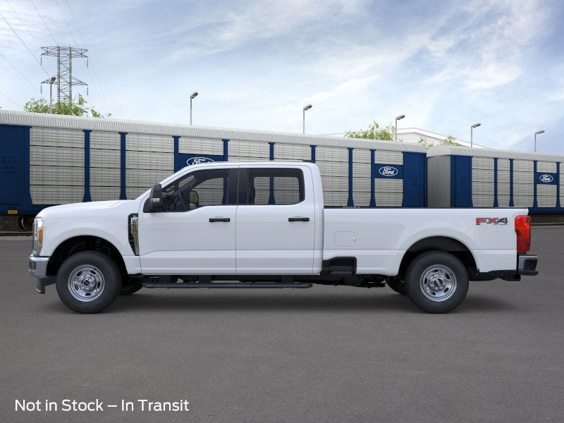 Ford Super Duty F-250 SRW Vehicle Image 04