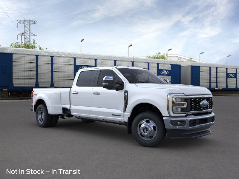 Ford Super Duty F-350 DRW Vehicle Image 09