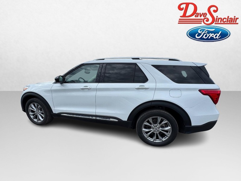 Ford Explorer Vehicle Image 10