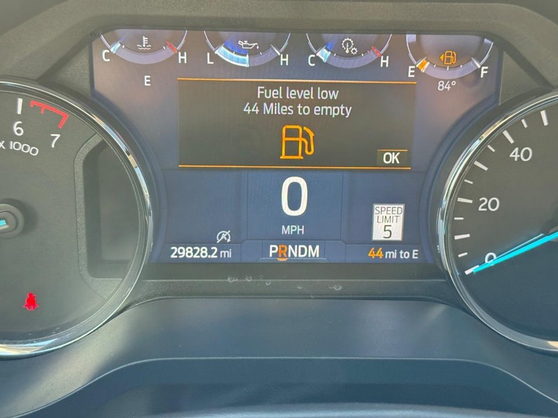 Ford Expedition Vehicle Image 28