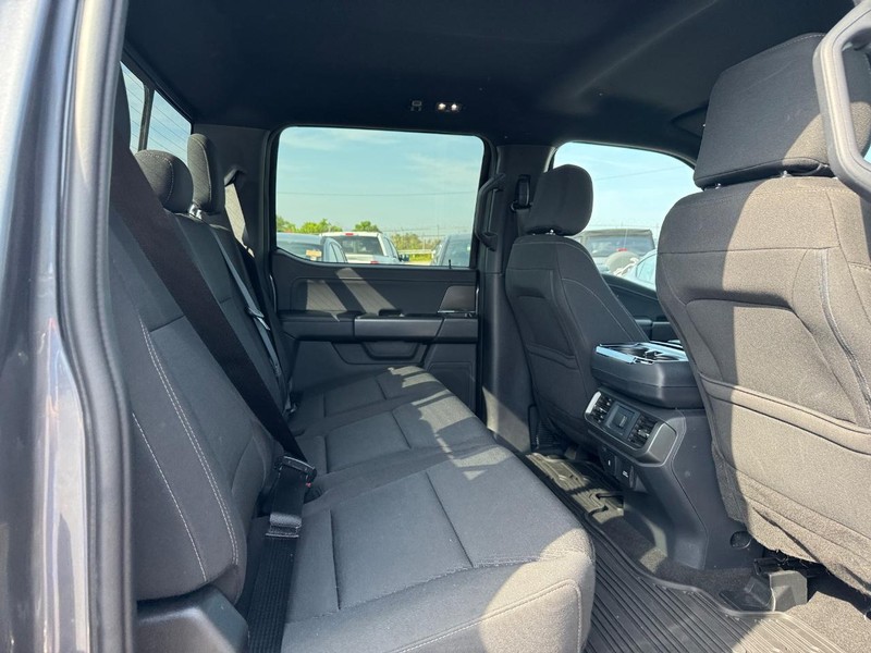 Ford F-150 Vehicle Image 13