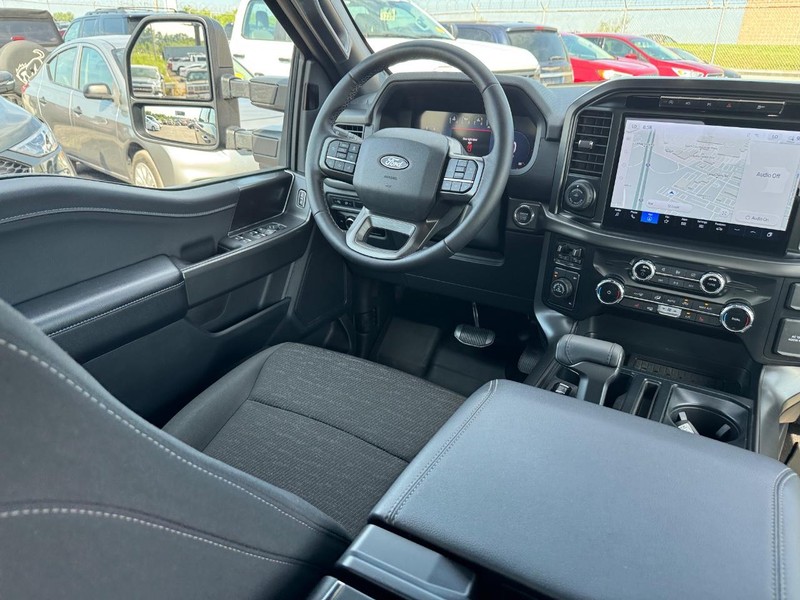 Ford F-150 Vehicle Image 14
