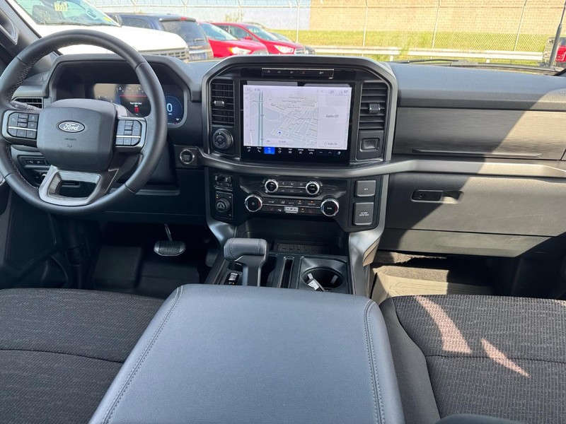 Ford F-150 Vehicle Image 15