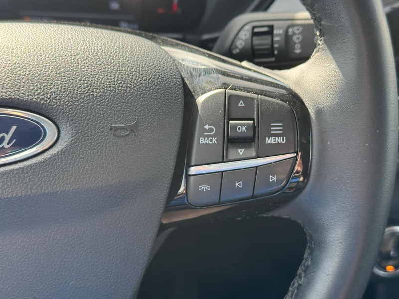 Ford Escape Vehicle Image 21