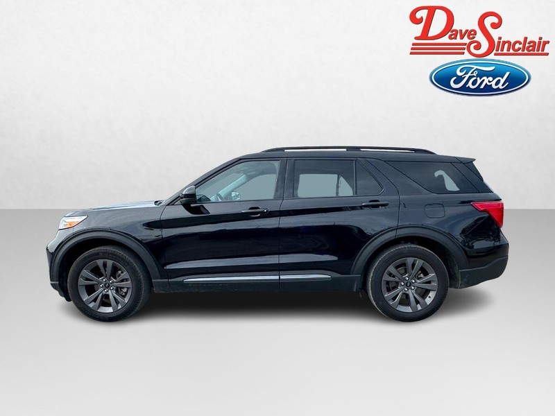 Ford Explorer Vehicle Image 10