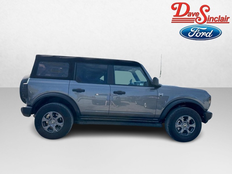 Ford Bronco Vehicle Image 05