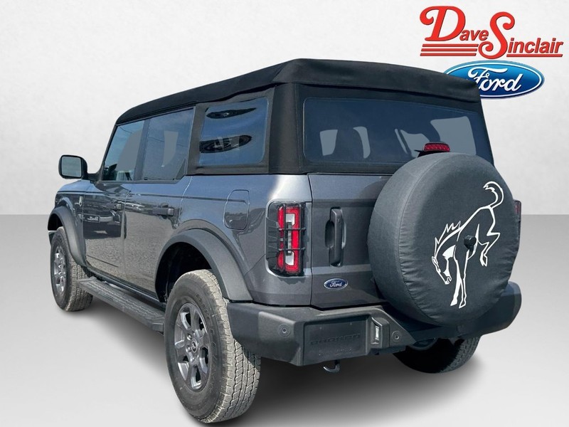 Ford Bronco Vehicle Image 09