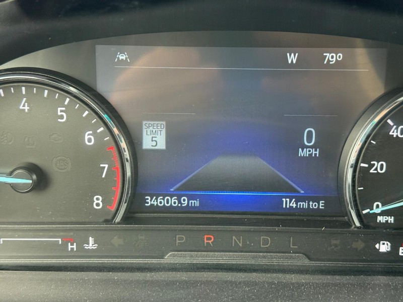 Ford Explorer Vehicle Image 26