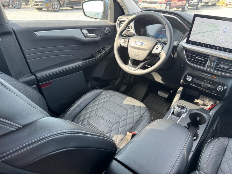 Ford Escape Vehicle Image 14