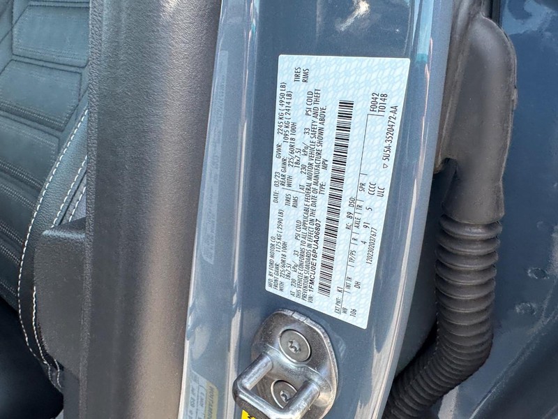 Ford Escape Vehicle Image 26