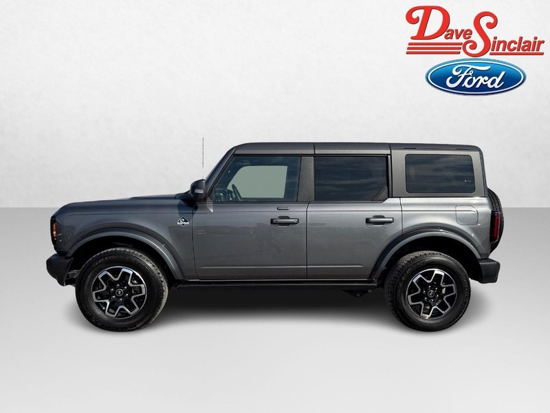 Ford Bronco Vehicle Image 10