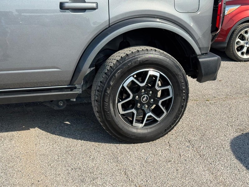 Ford Bronco Vehicle Image 11
