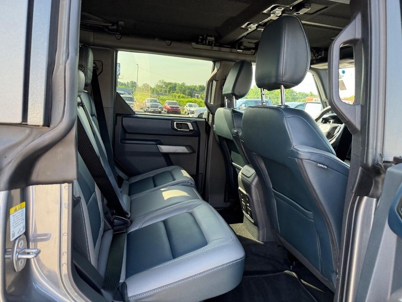 Ford Bronco Vehicle Image 13