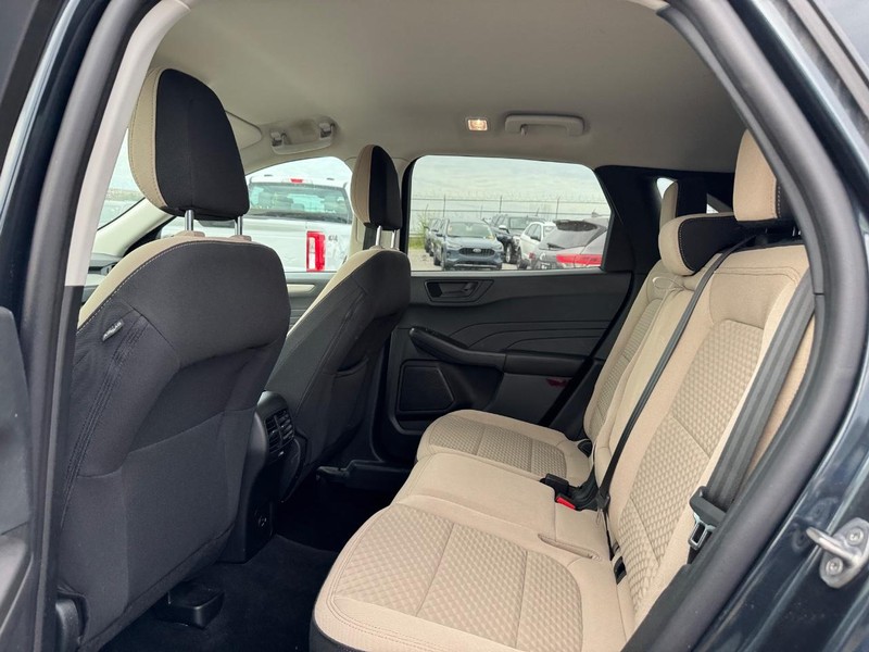 Ford Escape Vehicle Image 12