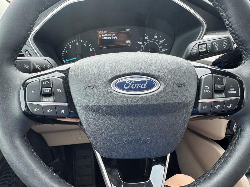 Ford Escape Vehicle Image 18