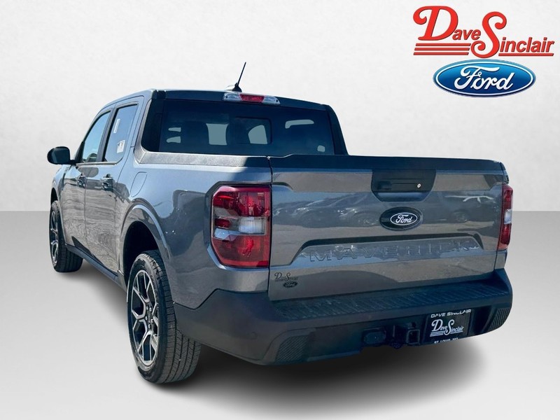 Ford Maverick Vehicle Image 09