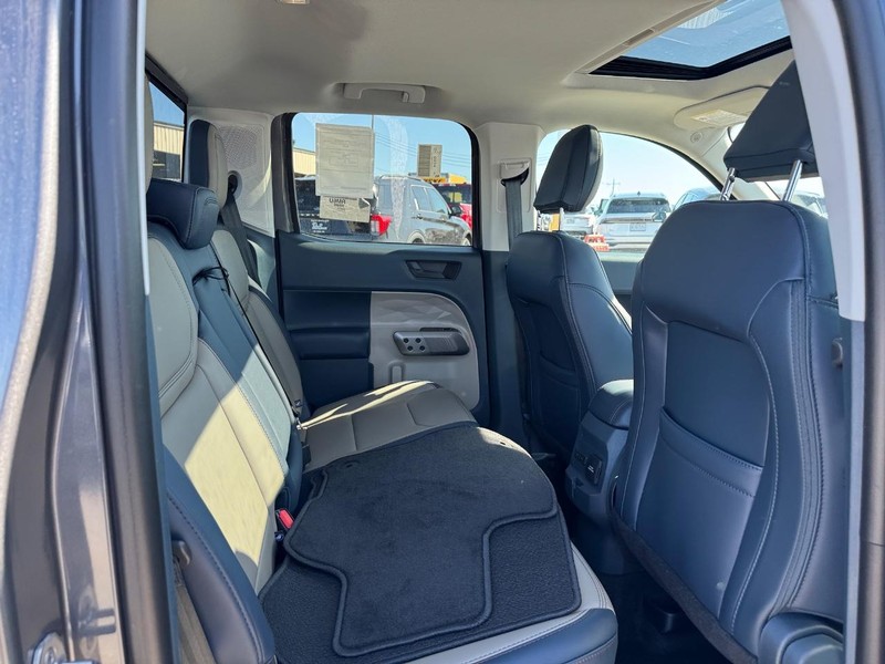 Ford Maverick Vehicle Image 14