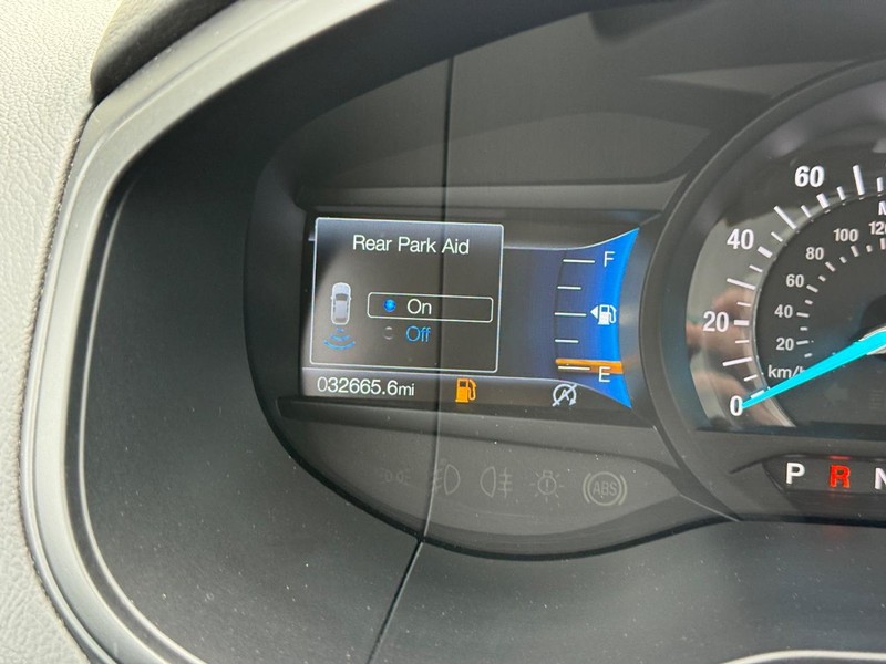 Ford Edge Vehicle Image 25