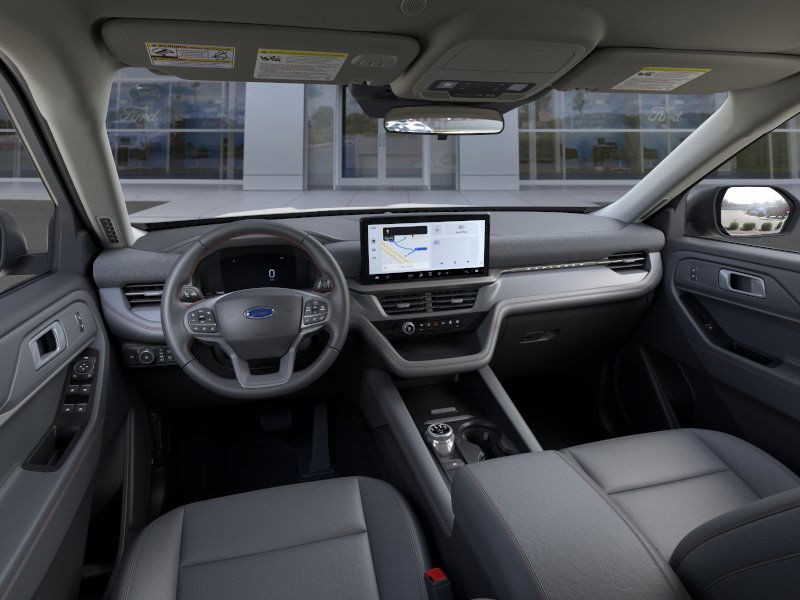 Ford Explorer Vehicle Image 11