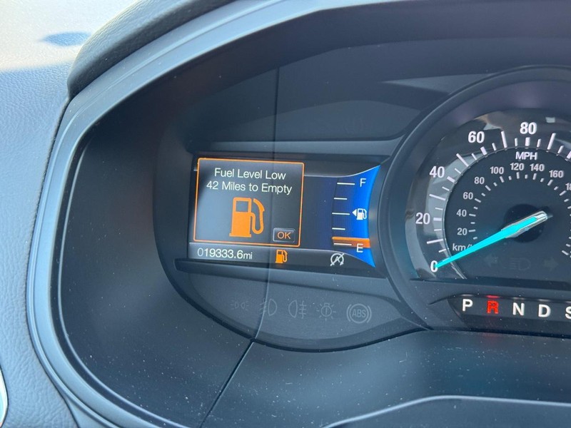Ford Edge Vehicle Image 25