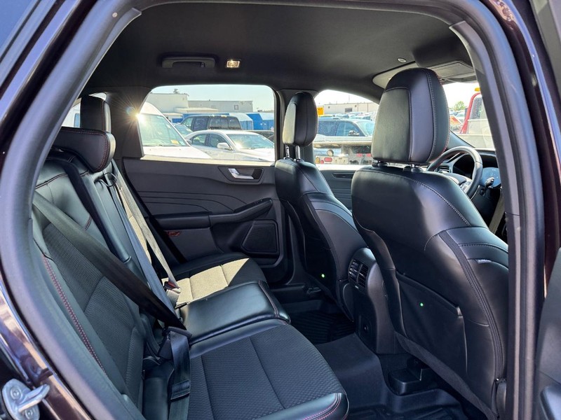 Ford Escape Vehicle Image 13