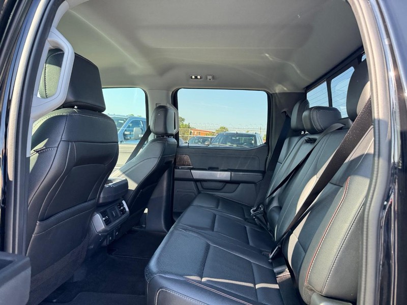 Ford F-150 Vehicle Image 12