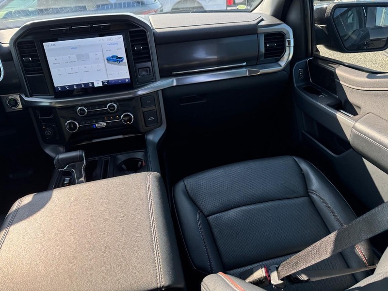 Ford F-150 Vehicle Image 16