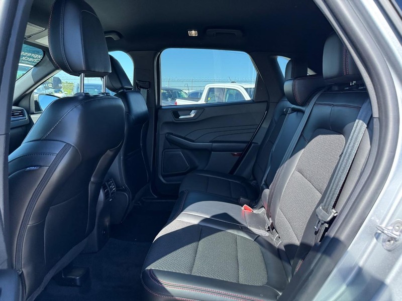 Ford Escape Vehicle Image 12