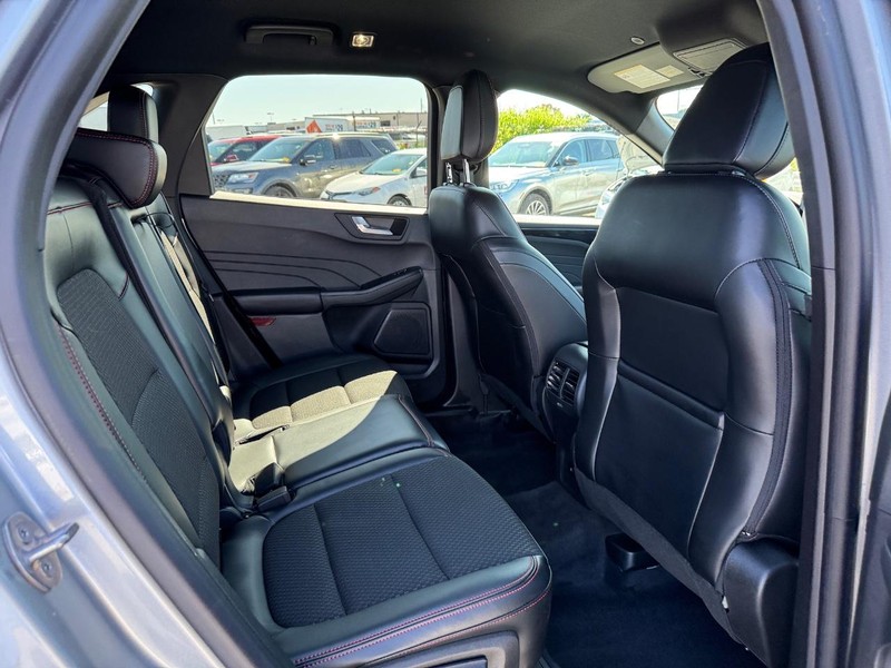 Ford Escape Vehicle Image 13