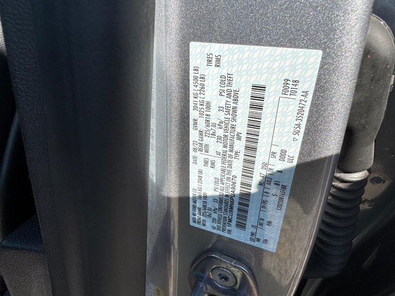 Ford Escape Vehicle Image 25