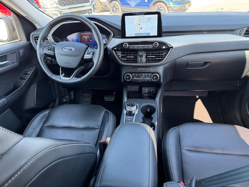 Ford Escape Vehicle Image 15