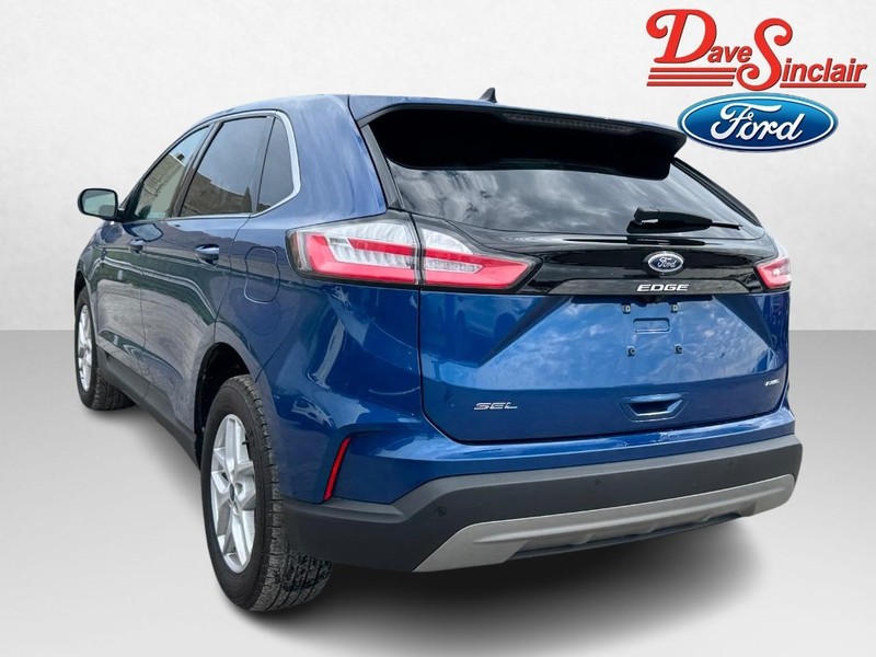 Ford Edge Vehicle Image 09