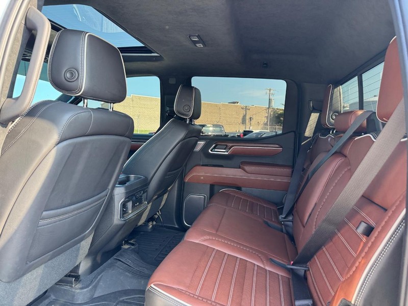 GMC Sierra 1500 Vehicle Image 12