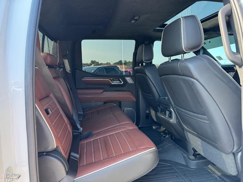 GMC Sierra 1500 Vehicle Image 14