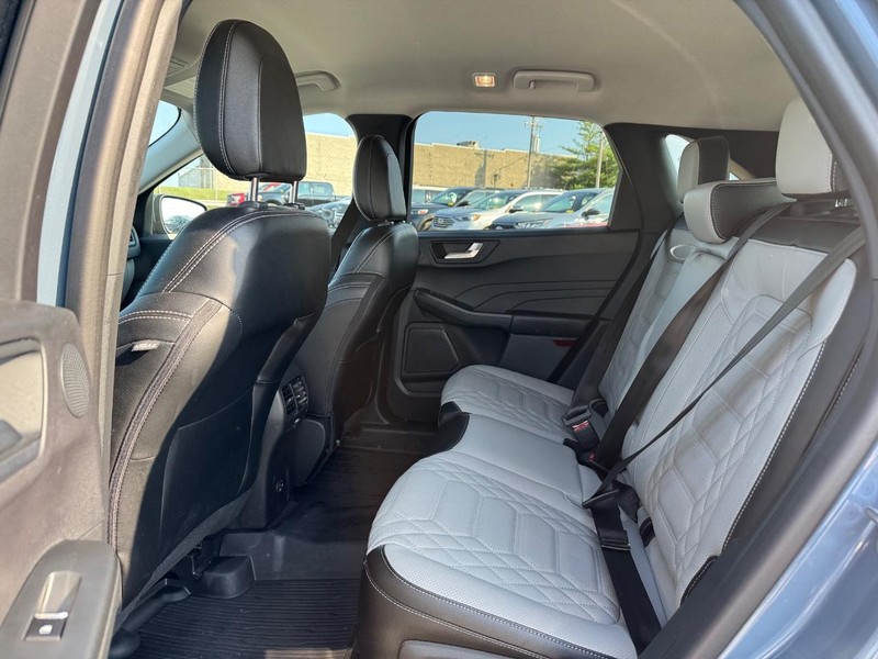 Ford Escape Vehicle Image 12