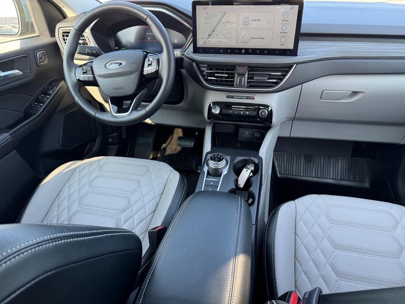 Ford Escape Vehicle Image 15