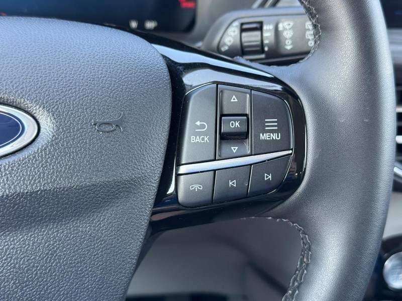 Ford Escape Vehicle Image 22