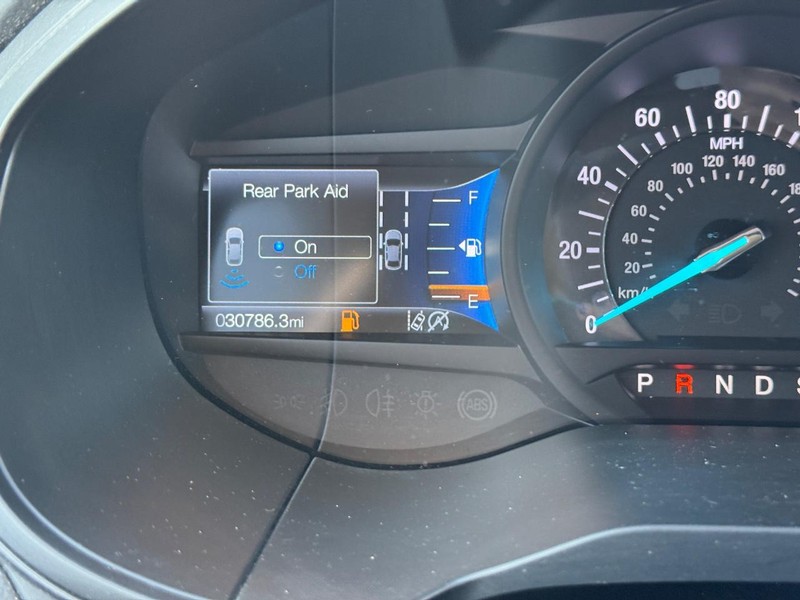Ford Edge Vehicle Image 24
