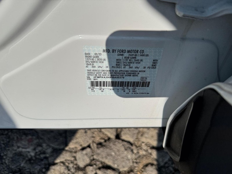 Ford Edge Vehicle Image 25