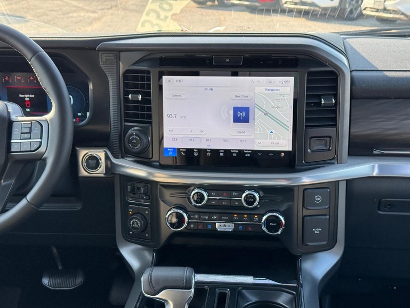 Ford F-150 Vehicle Image 17