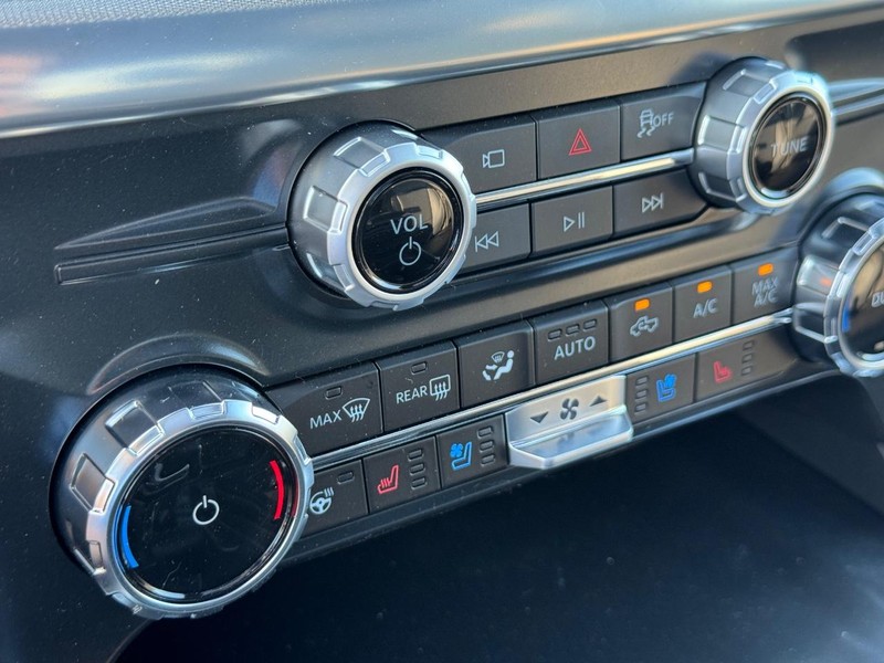 Ford F-150 Vehicle Image 25