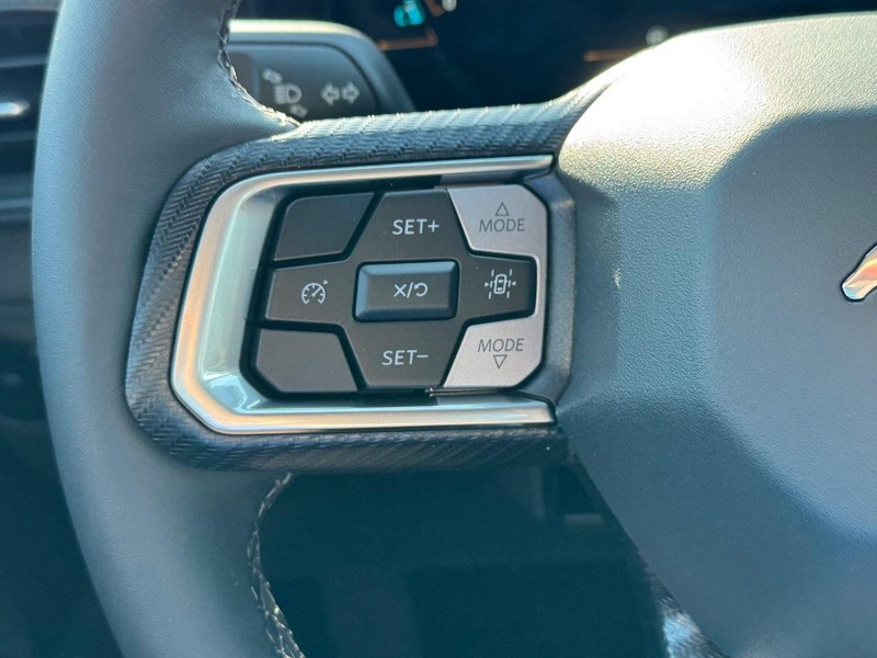 Ford Mustang Vehicle Image 19