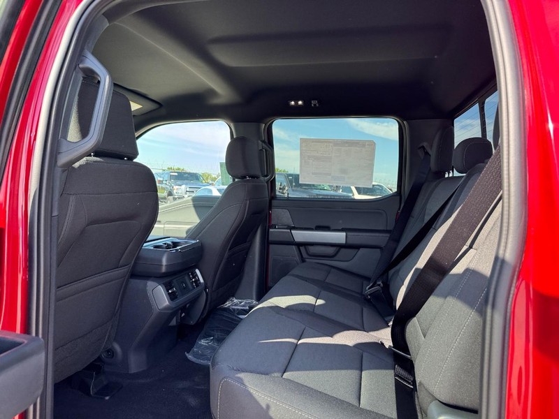 Ford F-150 Vehicle Image 12