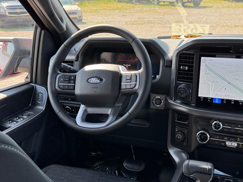 Ford F-150 Vehicle Image 15