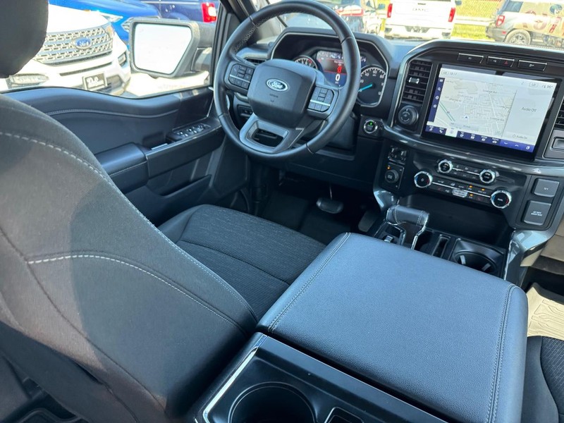 Ford F-150 Vehicle Image 14