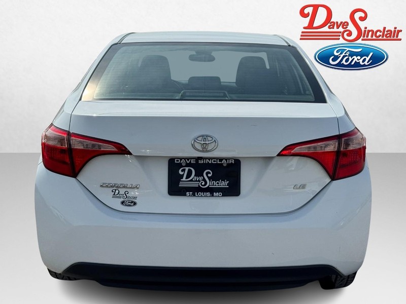 Toyota Corolla Vehicle Image 08