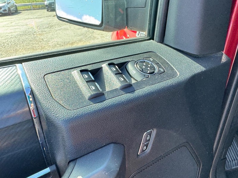 Ford F-150 Vehicle Image 18