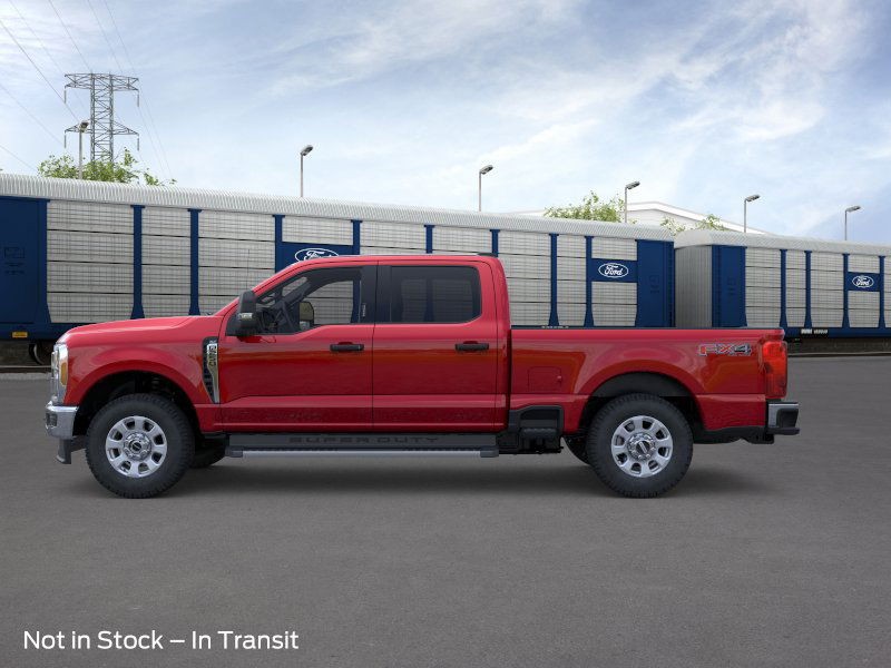 Ford Super Duty F-250 SRW Vehicle Image 04