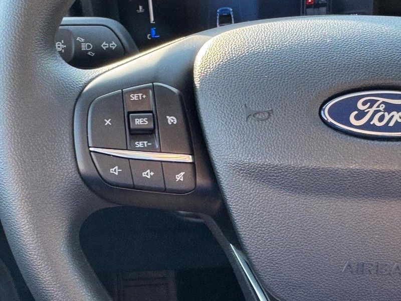 Ford Maverick Vehicle Image 21